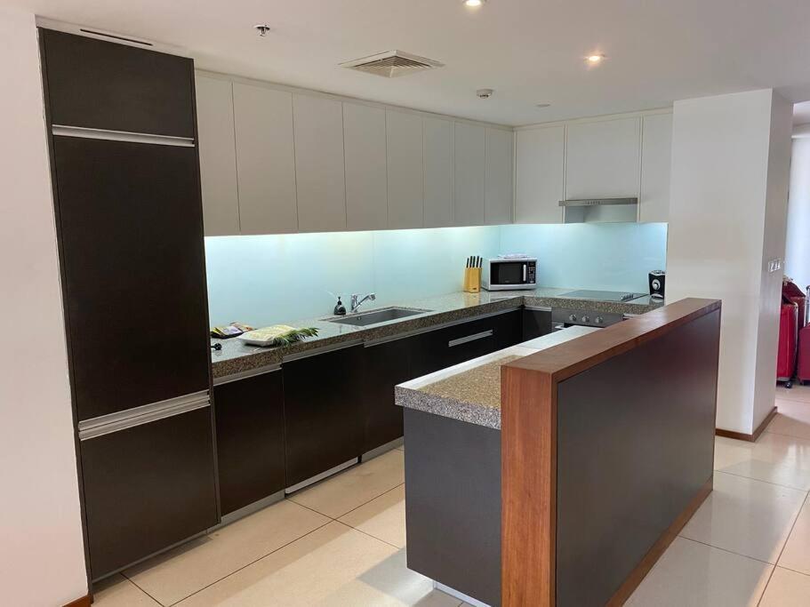 Beachfront 2 Bedroom Luxury Condo Chava Surin Exterior foto